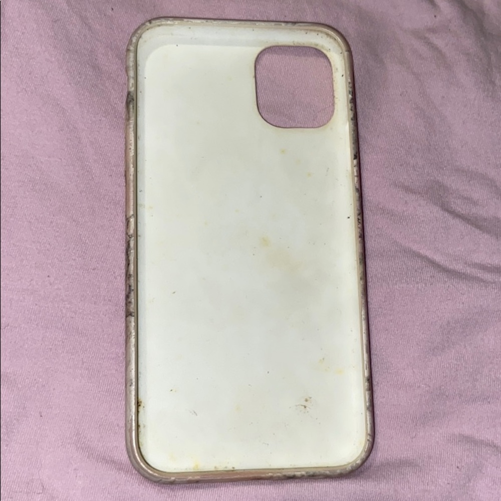 iPhone 11 case - Picture 2 of 2